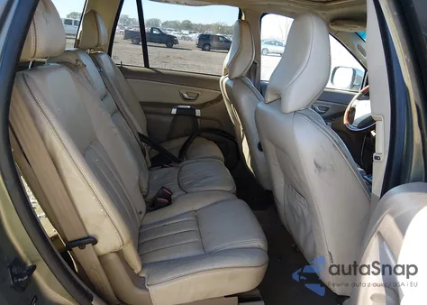 2011 Volvo Xc90 V8 z USA, uszkodzony, nr VIN YV4852CZ2B1584227